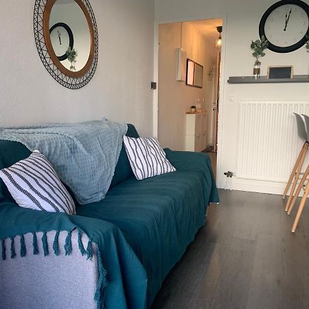 Chaleureux Appartement Face Au Port Sta Lucia, Tout A Pieds, Wifi Saint-Raphaël Eksteriør bilde