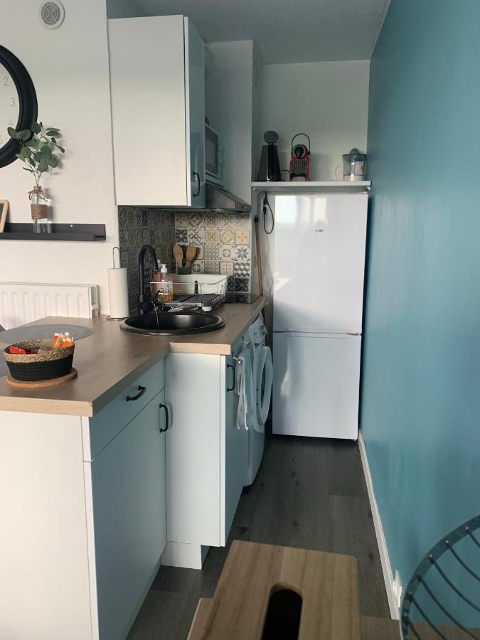 Chaleureux Appartement Face Au Port Sta Lucia, Tout A Pieds, Wifi Saint-Raphaël Eksteriør bilde