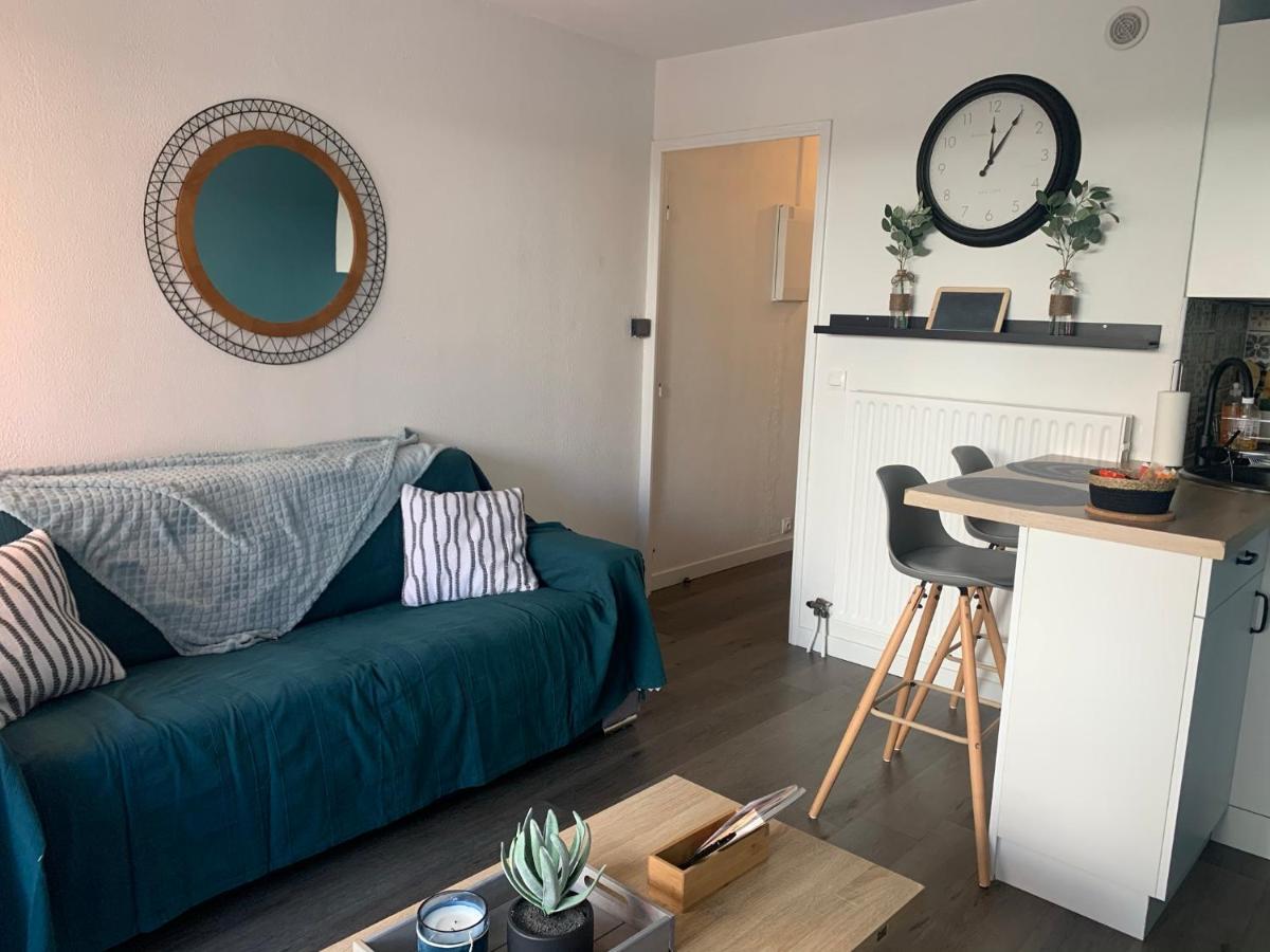 Chaleureux Appartement Face Au Port Sta Lucia, Tout A Pieds, Wifi Saint-Raphaël Eksteriør bilde