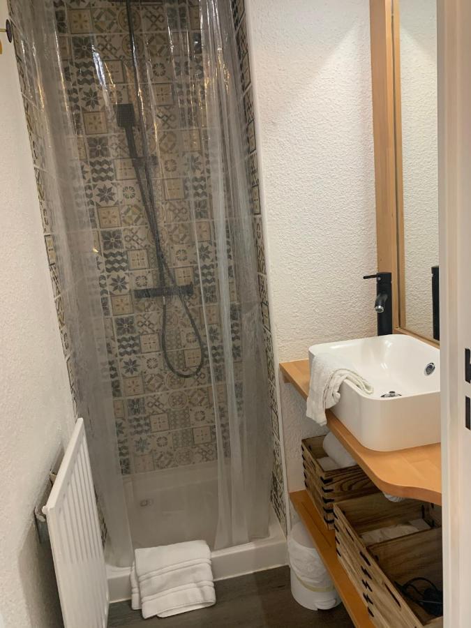 Chaleureux Appartement Face Au Port Sta Lucia, Tout A Pieds, Wifi Saint-Raphaël Eksteriør bilde