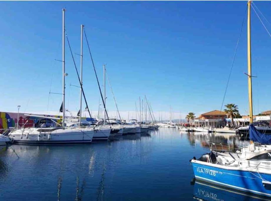 Chaleureux Appartement Face Au Port Sta Lucia, Tout A Pieds, Wifi Saint-Raphaël Eksteriør bilde